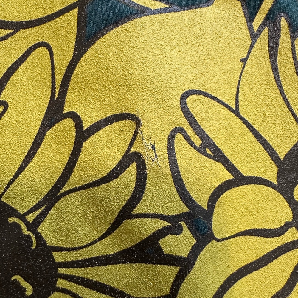Pikachu & Sunflora Pokémon Unisex Green Hoodie Size Small - Picture 13 of 13